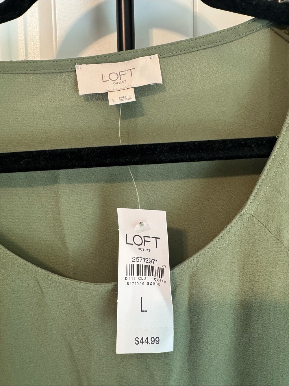 LOFT Olive Green Short Sleeve Blouse - Picture 2 of 3